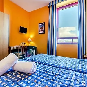 Hotel Columbus Sea